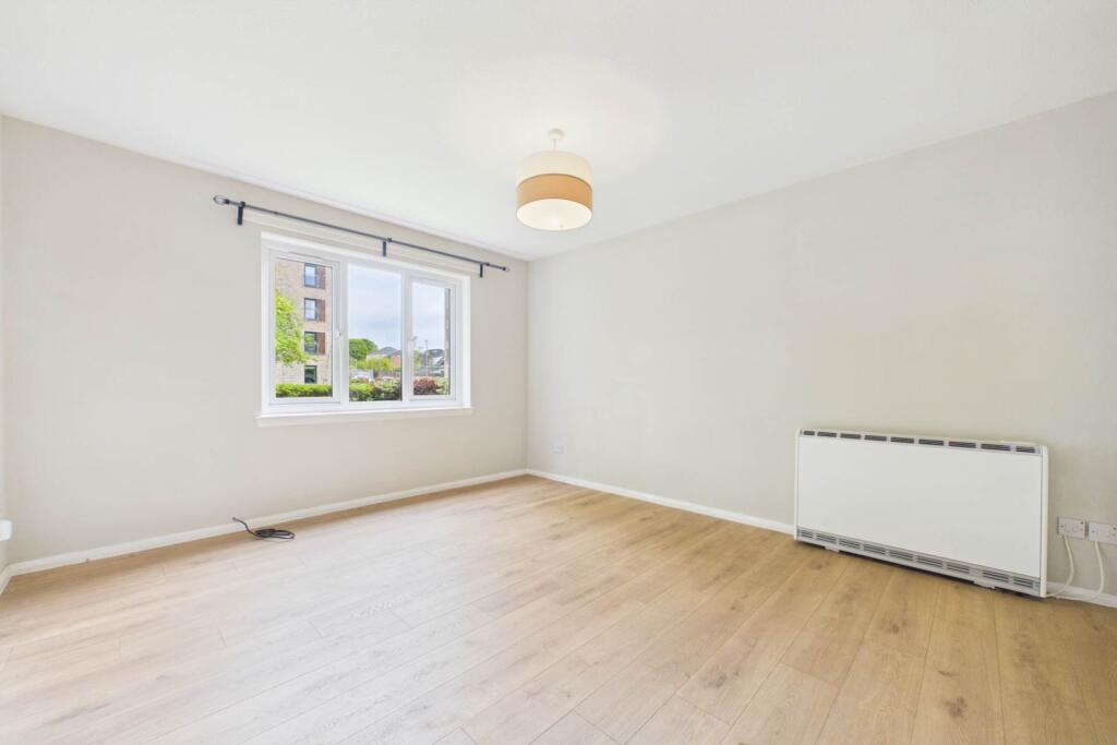 Apartment in Glasgow, Blawarthill, Yoker - More