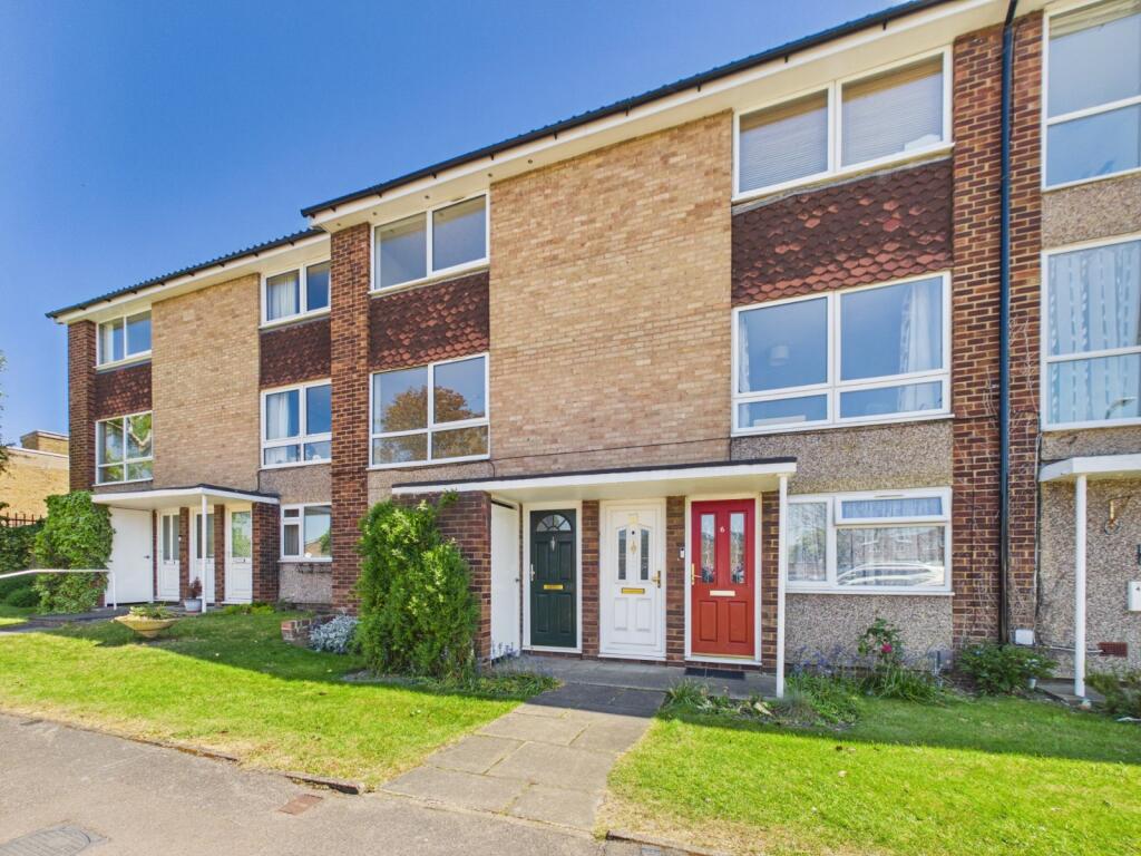 Main image of property: Shelley Close, Langley, Berkshire, SL3