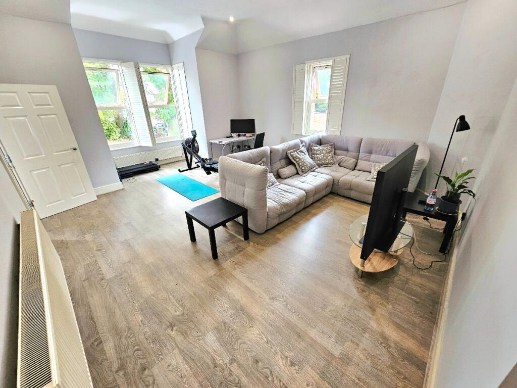 Apartment in Manchester - View 3