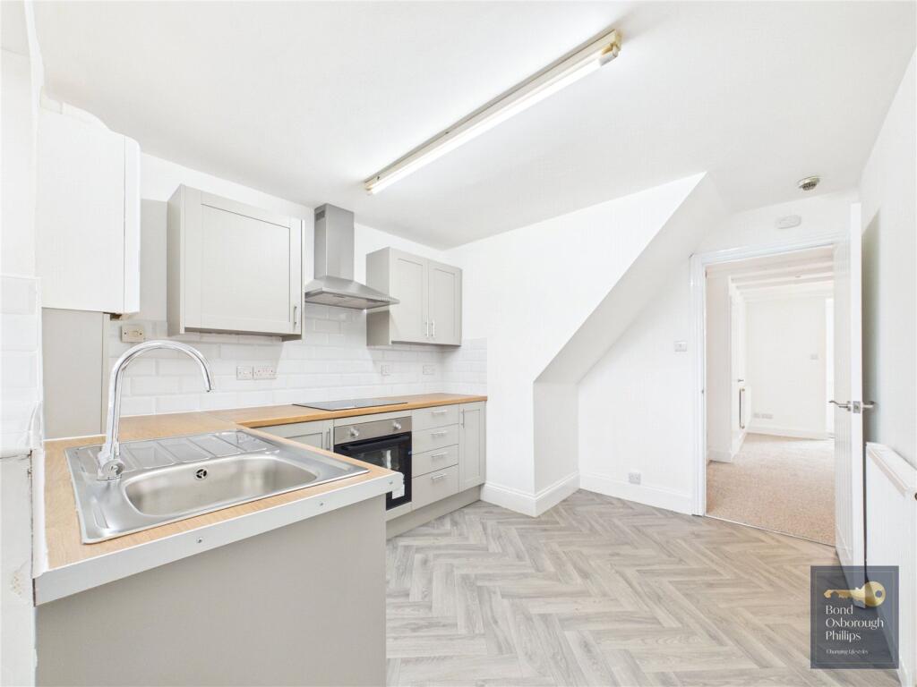 Apartment in Exeter - View 5