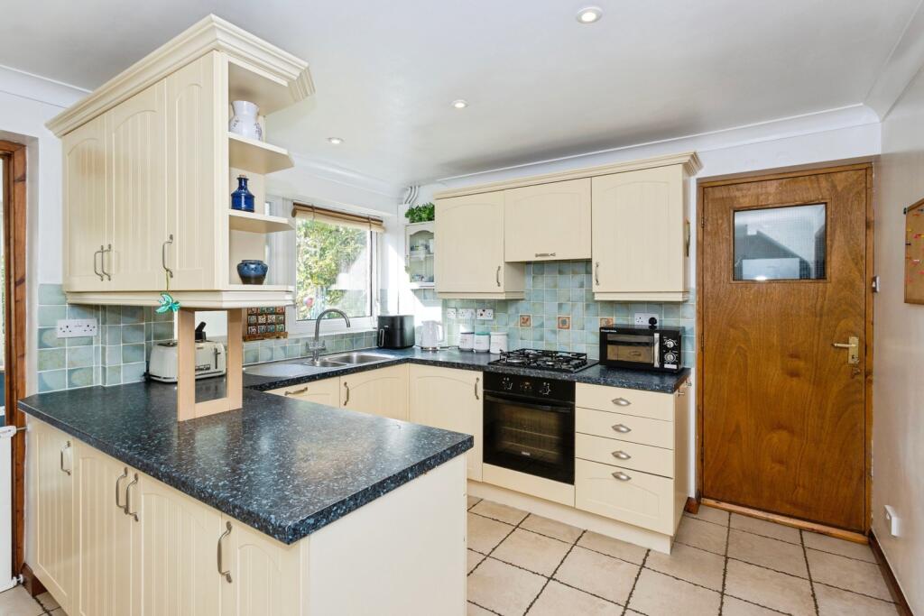 House in Havant, Hampshire - More