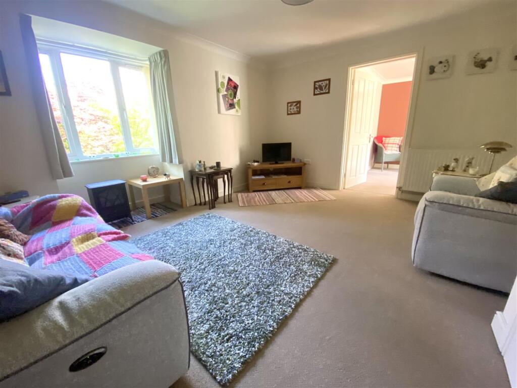 Forge Way, Dorrington, Shrewsbury photo 2