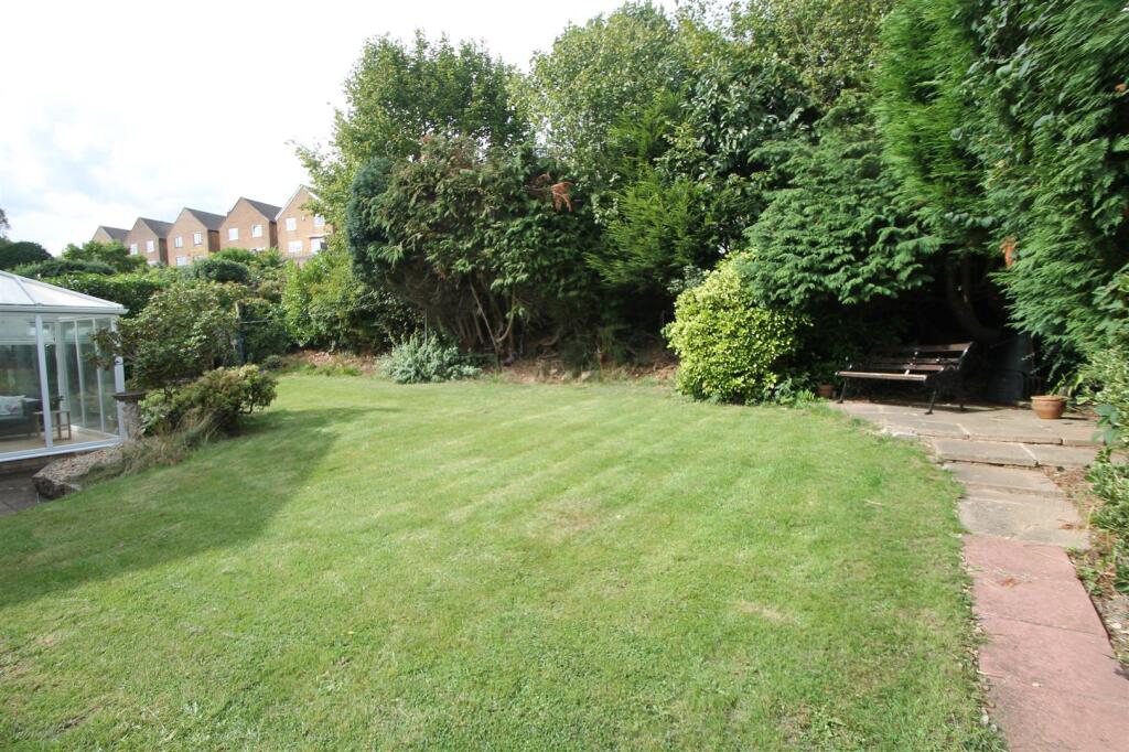 Additional image 25 of Hopwood Close, Halesowen