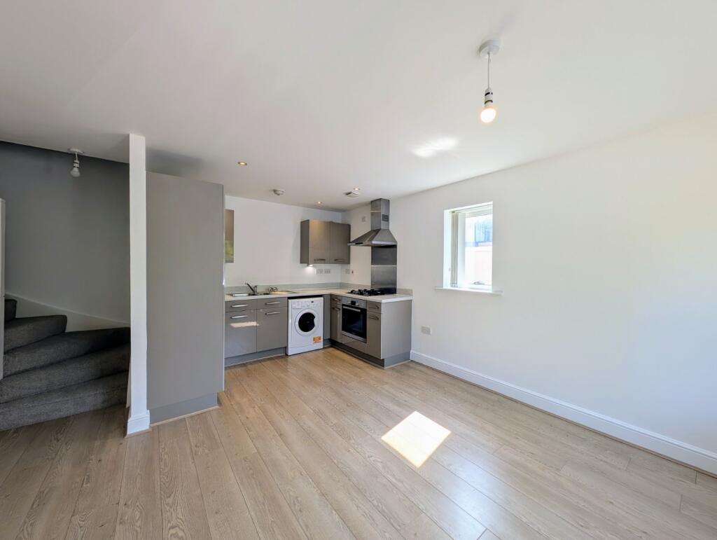 House in Doncaster - View 4