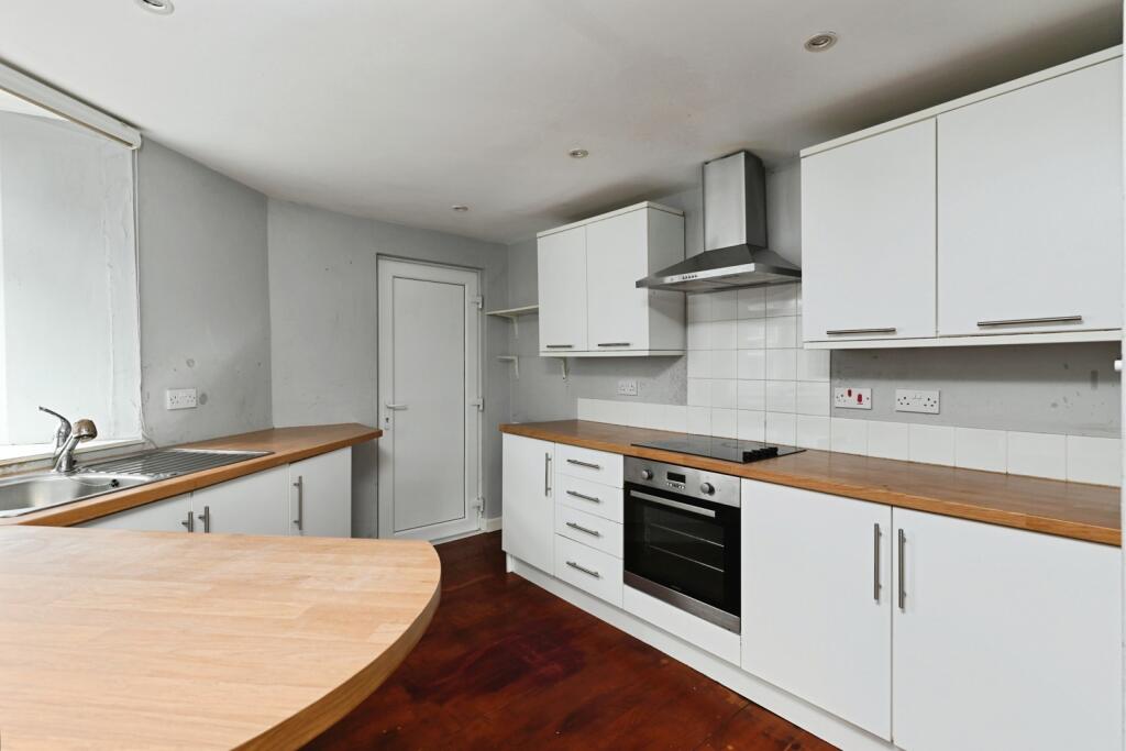 House in South Hams, Lee Mill Bridge, Sparkwell - More