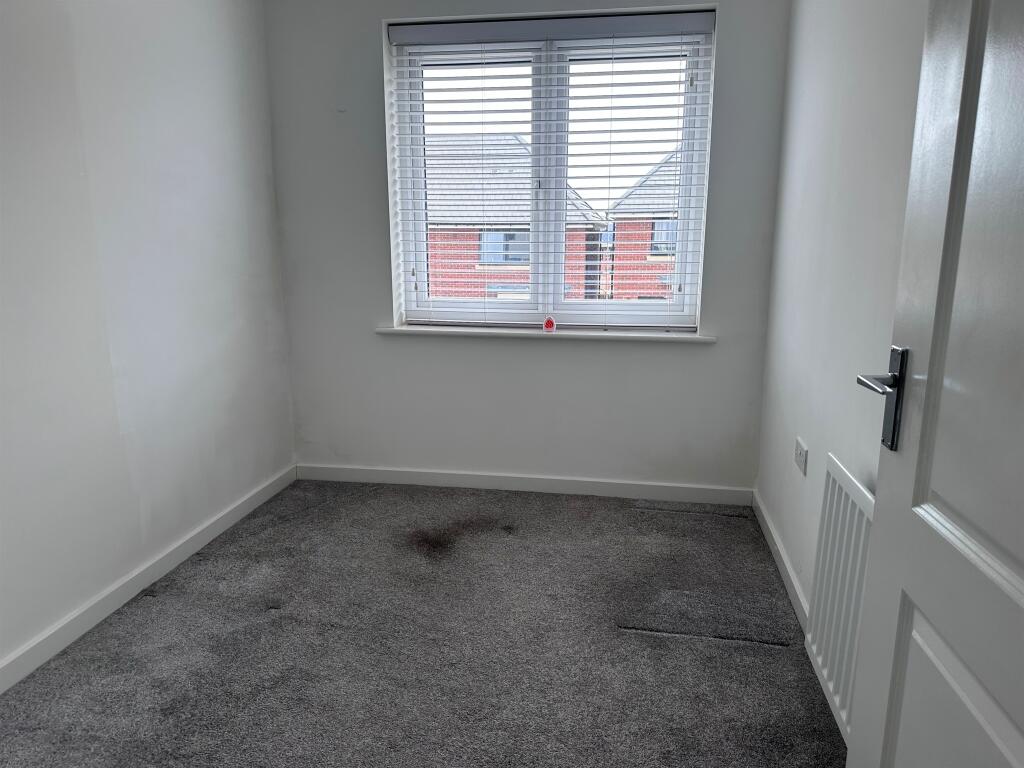 House in Sheffield - View 5