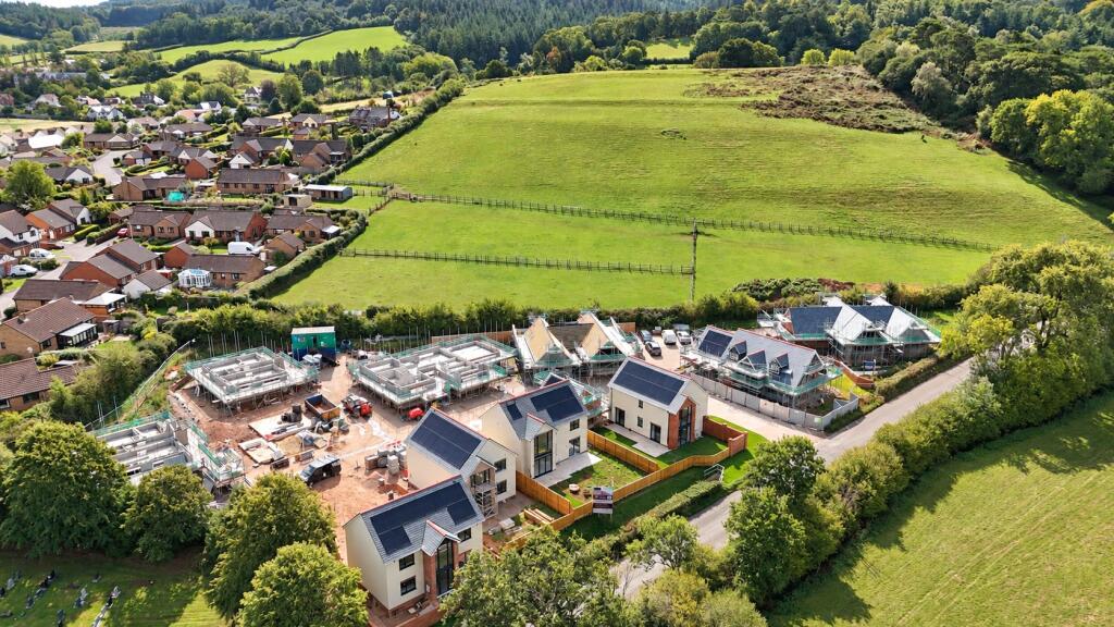 House in Minehead, Woodcombe, Somerset - View 5