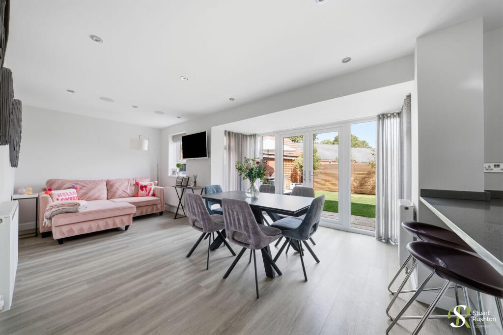 House in Wilmslow, Colshaw Farm - View 4