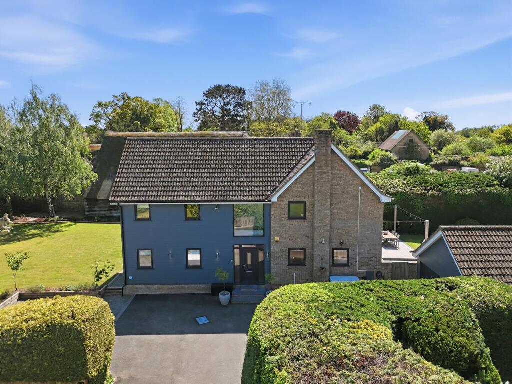 Orchard Close, Risby photo 2