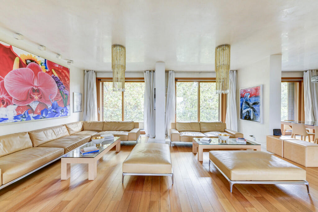 Main image of property: Milano, Milan, Lombardy