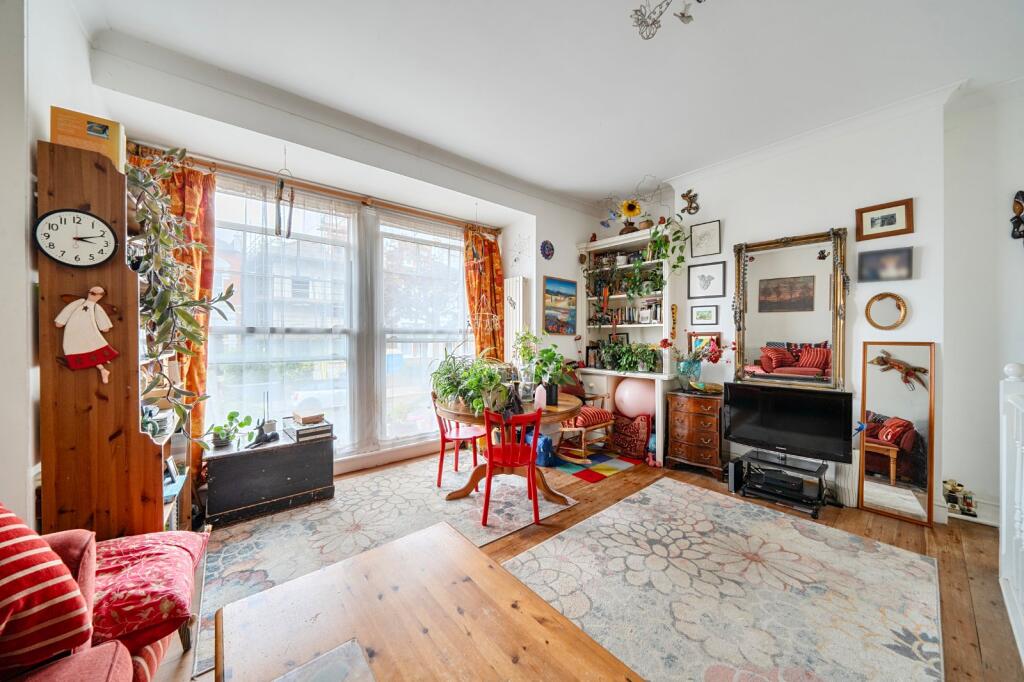 Apartment in London - View 2