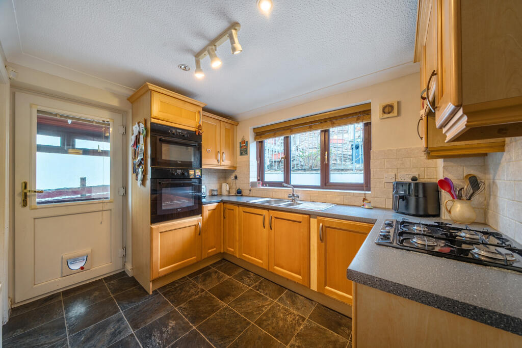 House in Truro - View 5