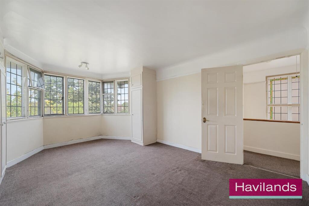 House in London - View 4