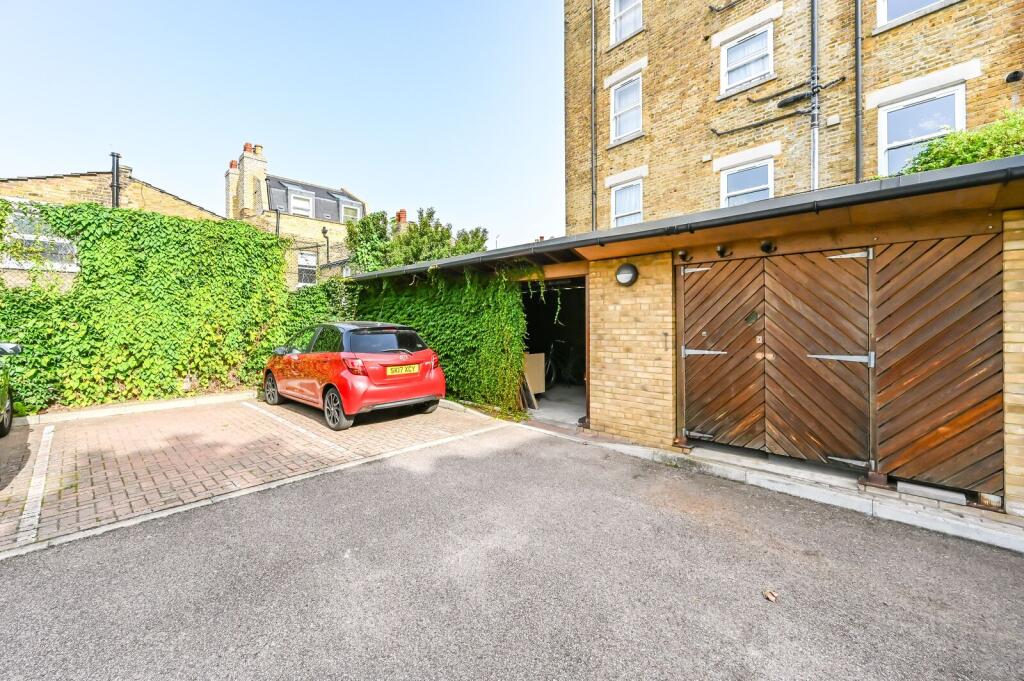 Property photo 8