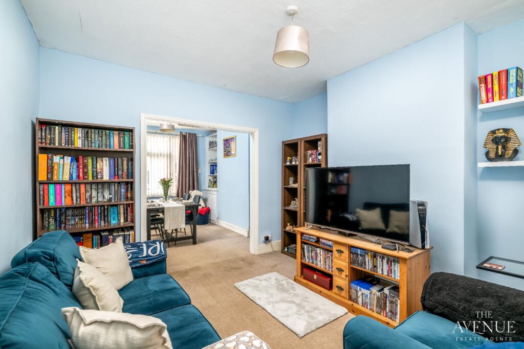 House in Kettering, Avondale - View 4