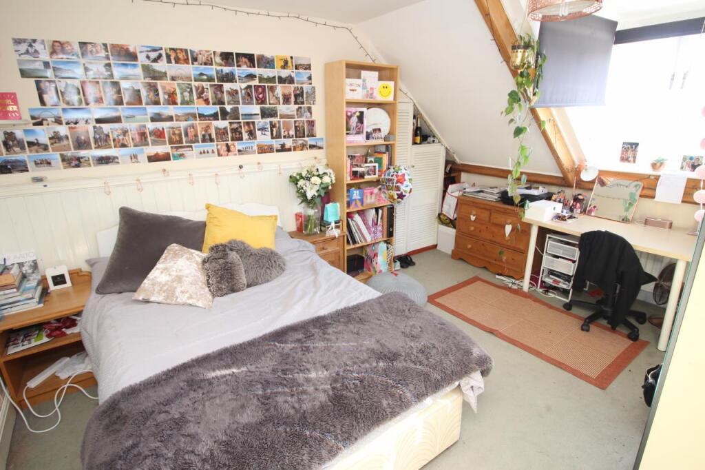 House in Newcastle upon Tyne - View 3