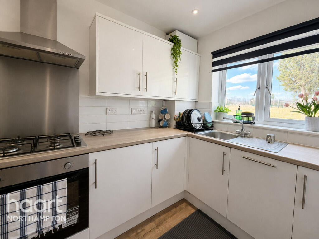 House in Northampton - View 4