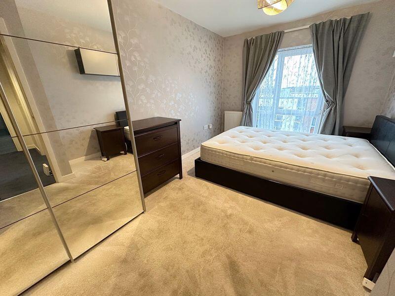 Apartment in Manchester - More