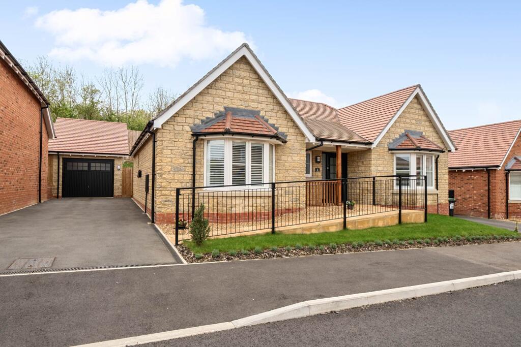 Main image of property: Rosehip Road, Bromham