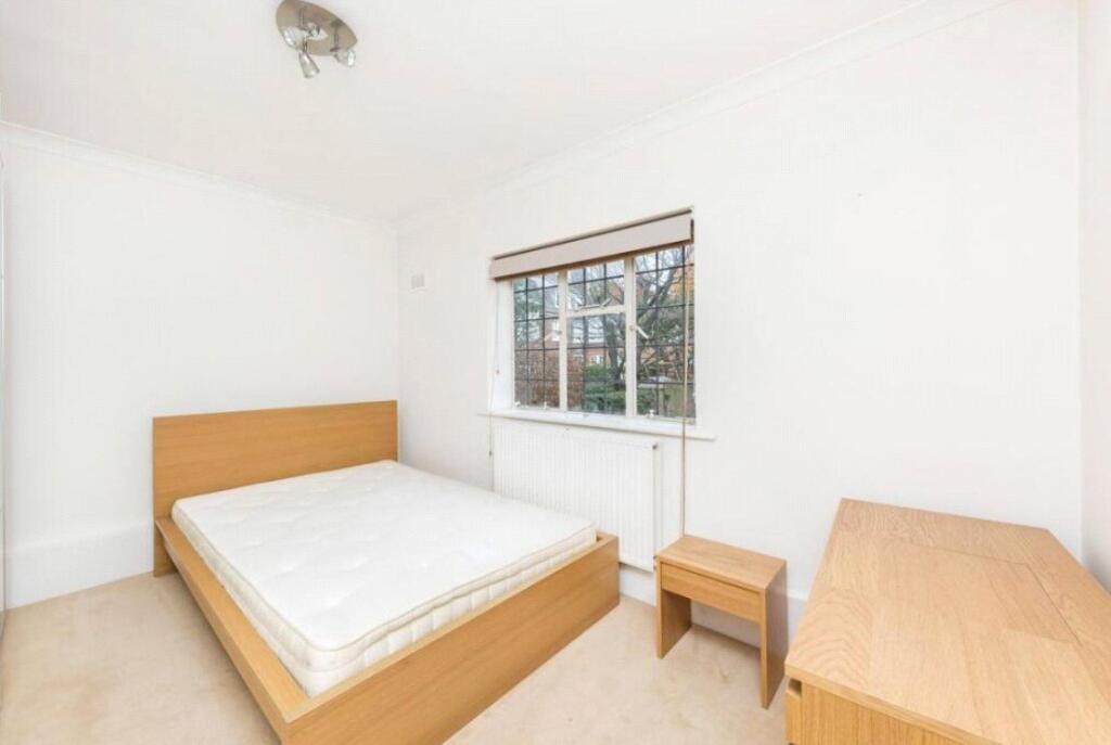 Apartment in London - View 5
