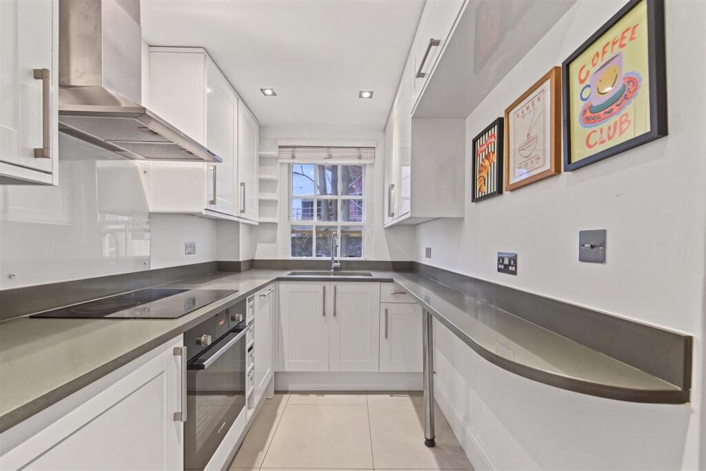 Apartment in London - View 5
