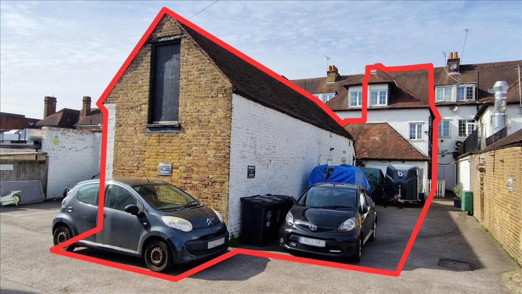 Main image of property: 1A Marsham Way, Gerrards Cross, Buckinghamshire, SL9