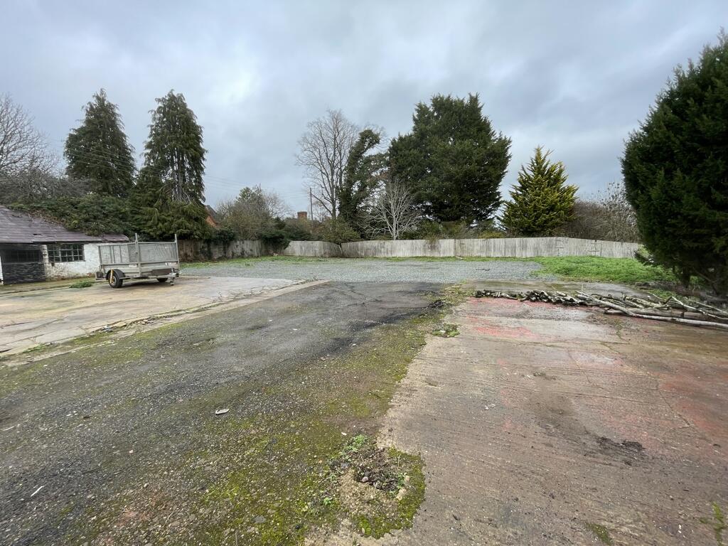 Main image of property: The Yard, Walton Road, Walton, Warwick, Warwickshire, CV35