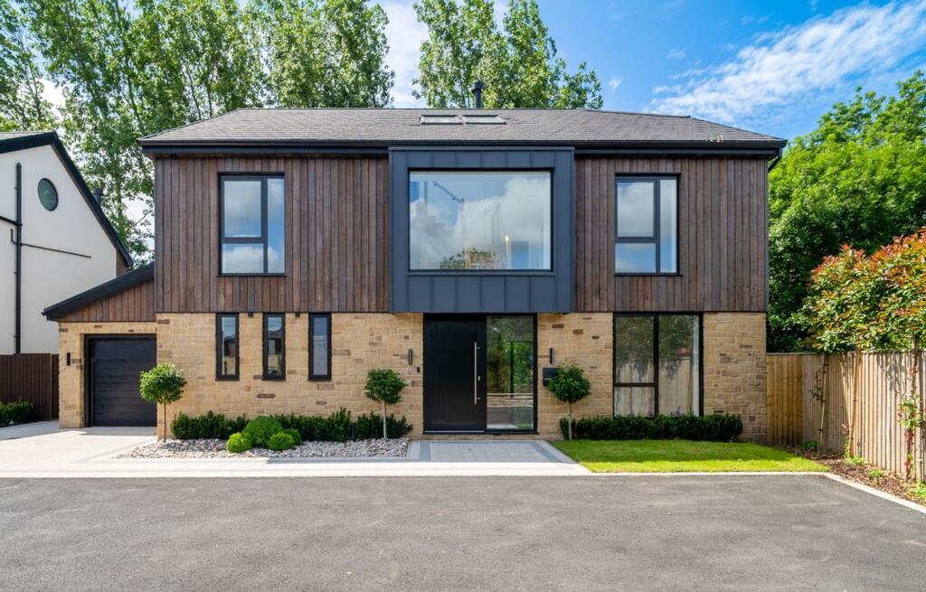 Main image of property: Fieldstone Gardens, Stalmine, FY6