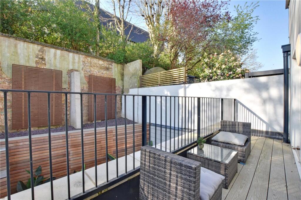 Apartment in London, Blackheath Cator Estate, Kidbrooke - View 5