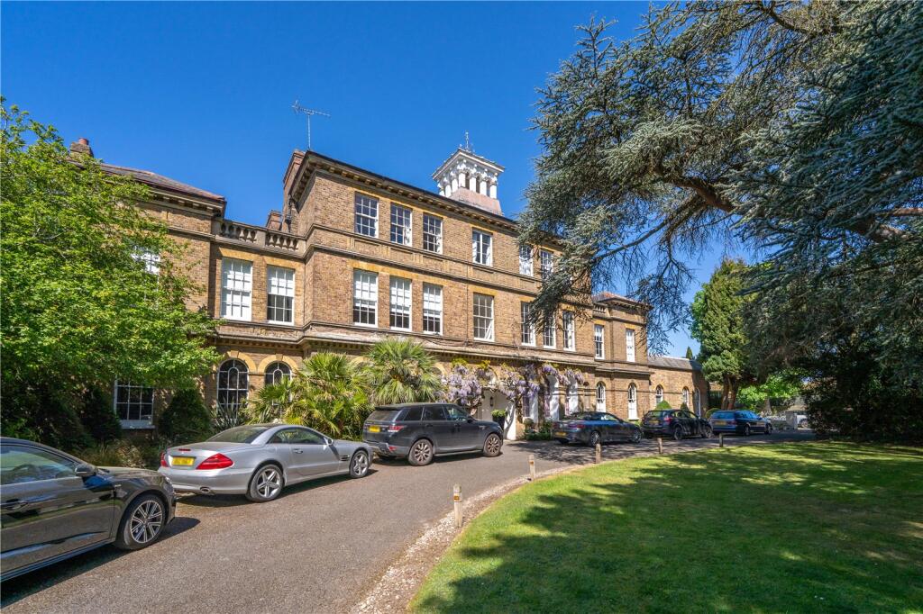 Main image of property: South Lodge, 61 Ham Common, Richmond, Surrey, TW10