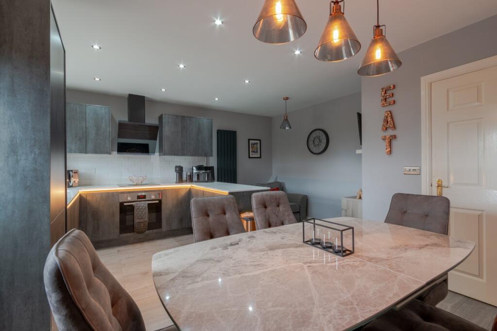 House in Bradford - View 5