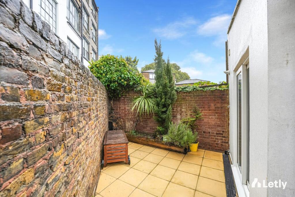 Main image of property: New North Road, London, N1