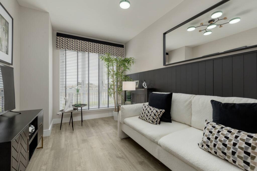 House in South Queensferry, Echline - More