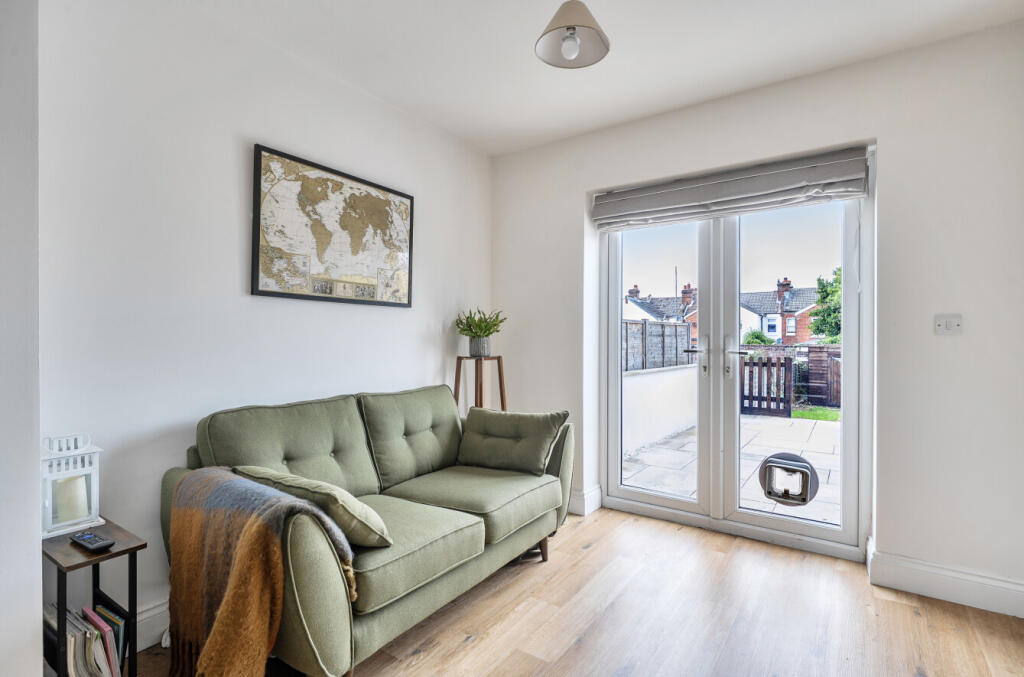 House in Southampton - View 4