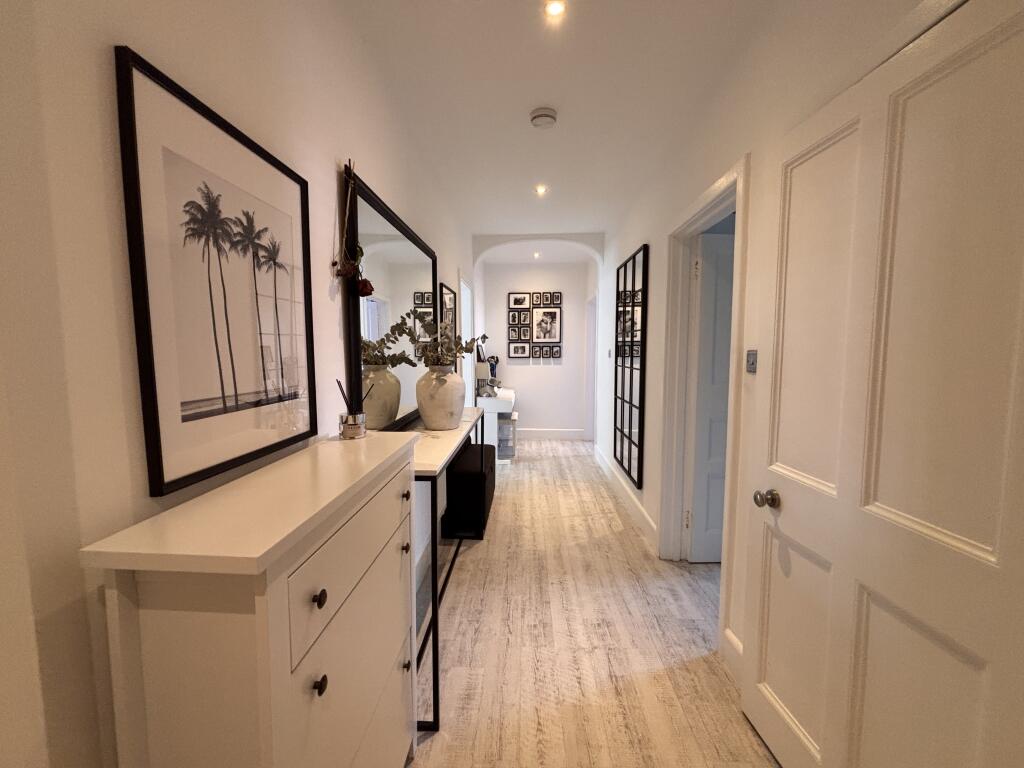 Apartment in Bournemouth - View 3