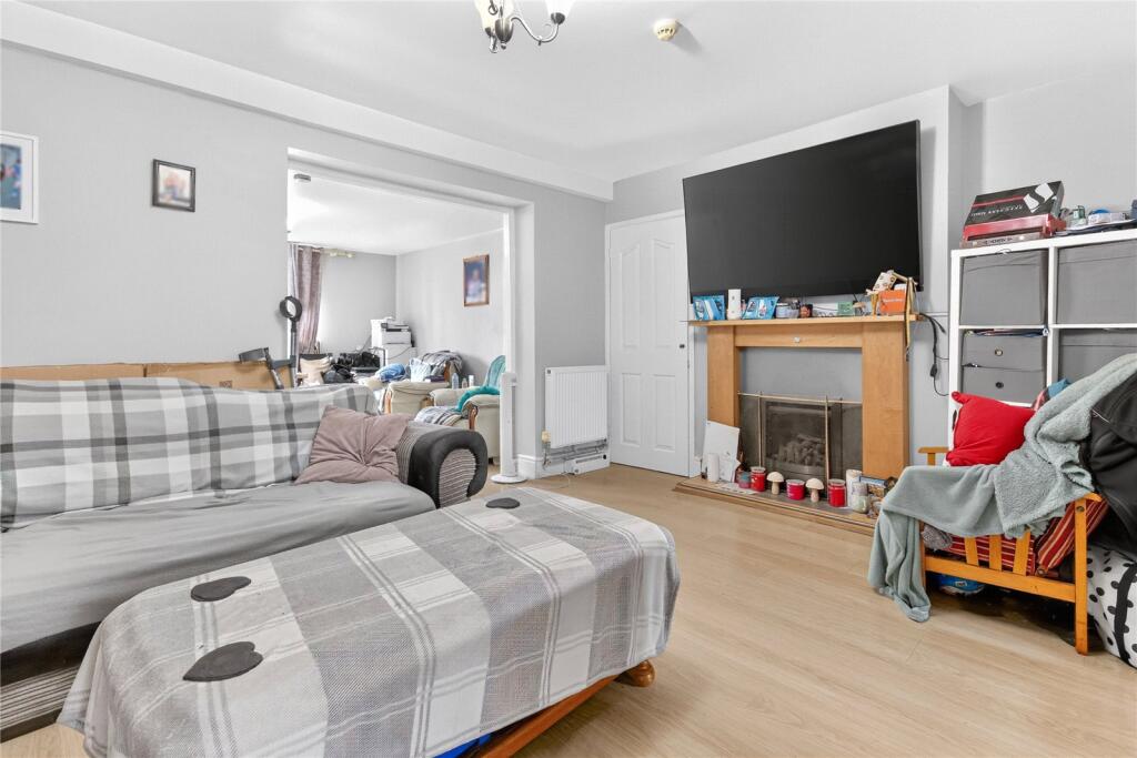 House in Reading - View 5