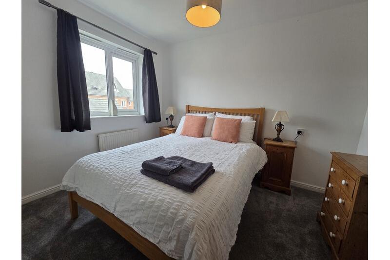 House in Taunton - View 4