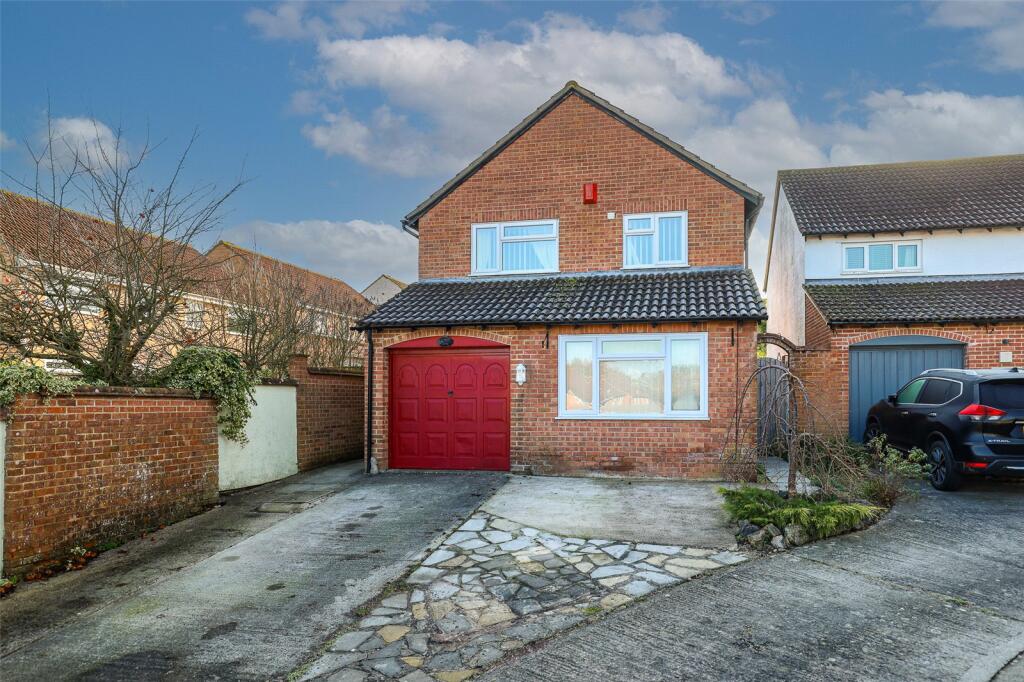 Linnet Way, Frome, Somerset, BA11 image 4