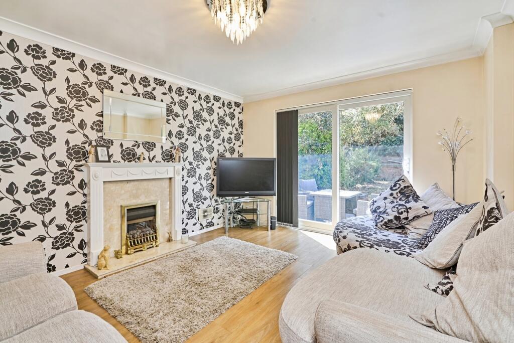 House in Walsall, West Midlands - View 2