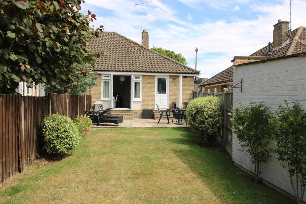 Bootham Close, Billericay photo 3