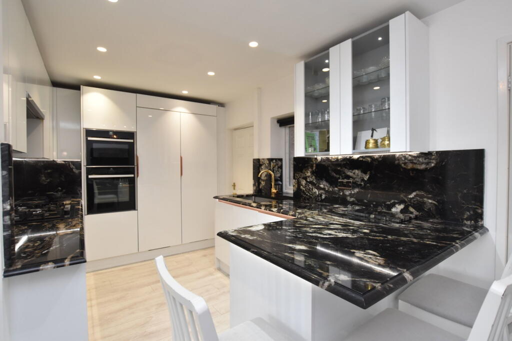 House in Wirral, Woodchurch Green - View 3