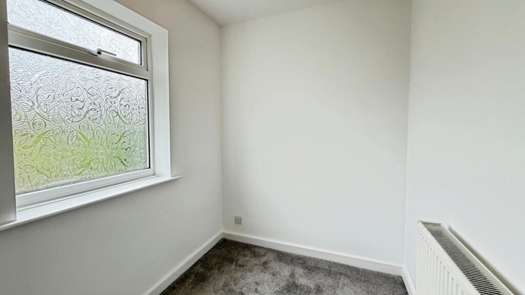 House in Doncaster - View 4