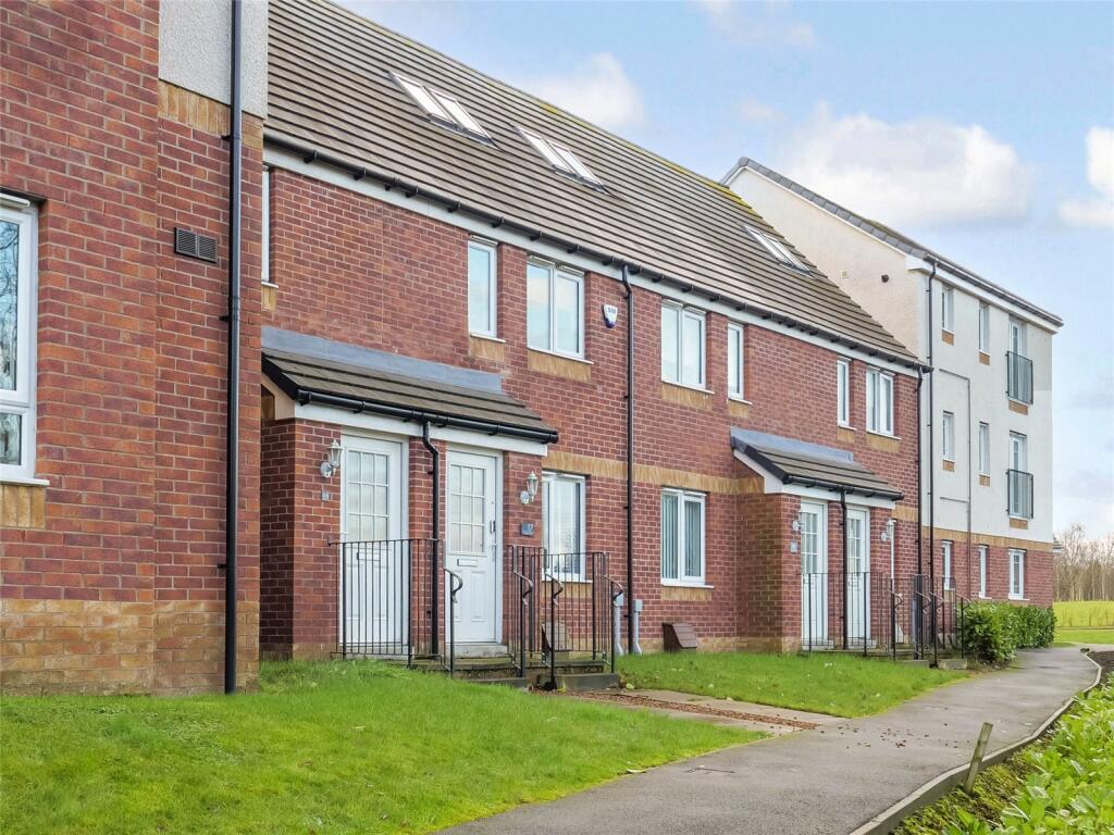 Main image of property: Premium Gate, Glasgow, G43