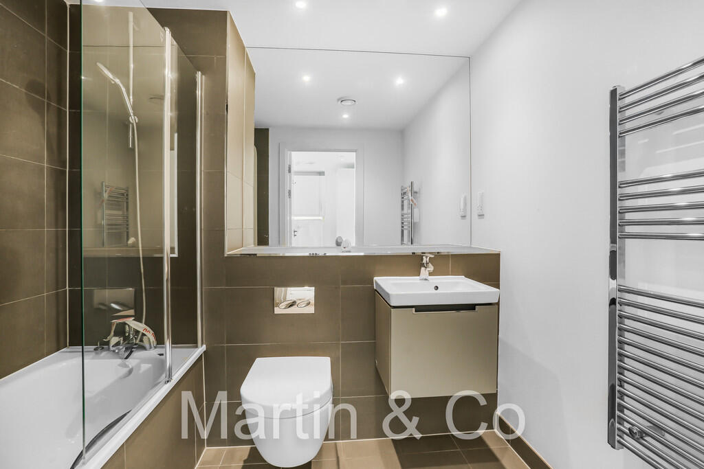 Apartment in London - View 3