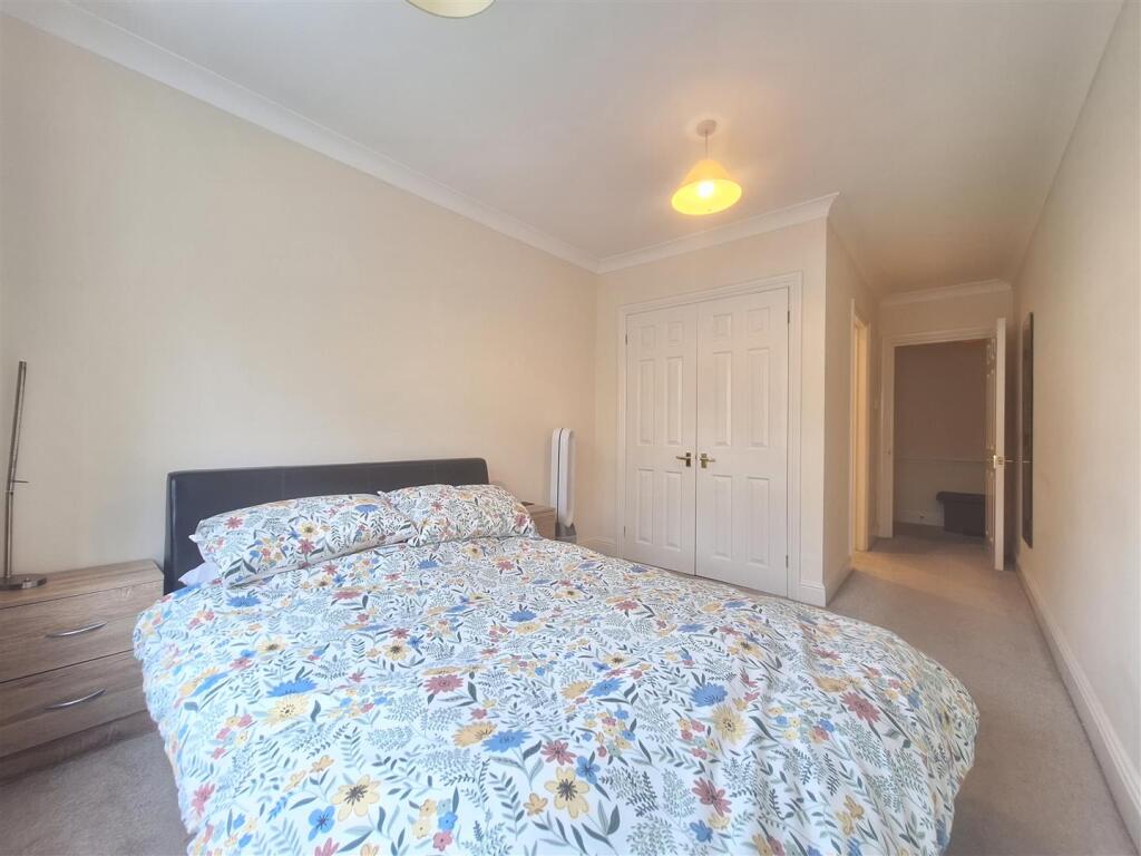 Apartment in Reading, Caversham - View 5