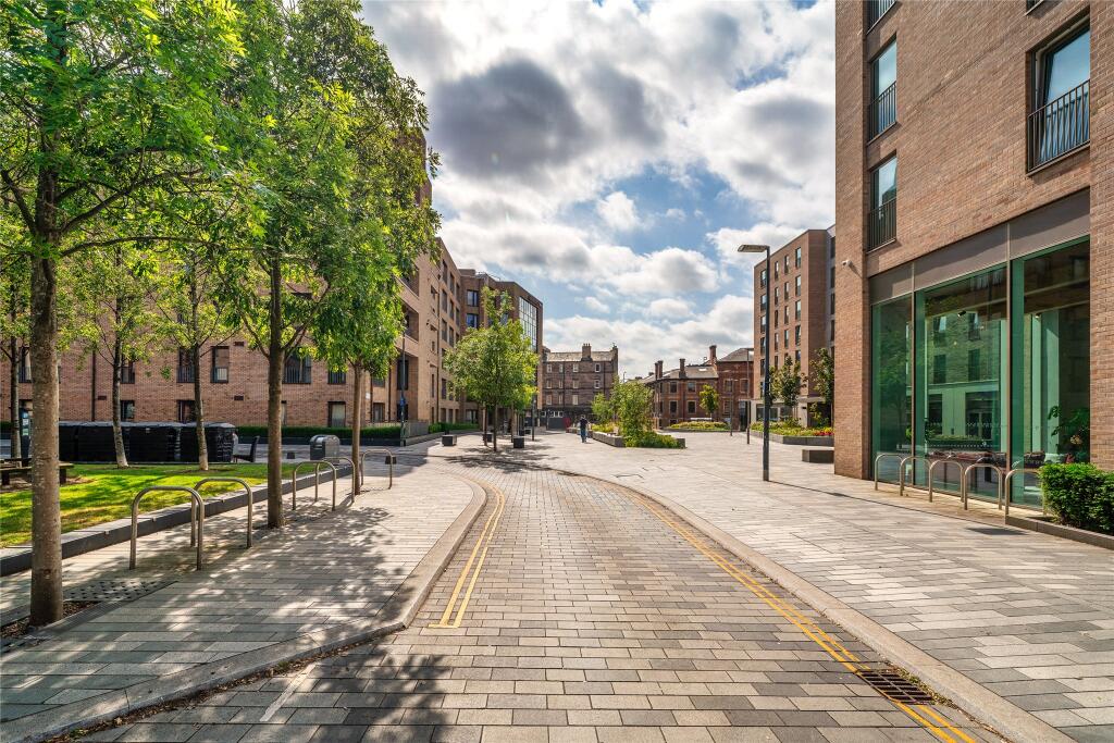 Apartment in Edinburgh - View 4