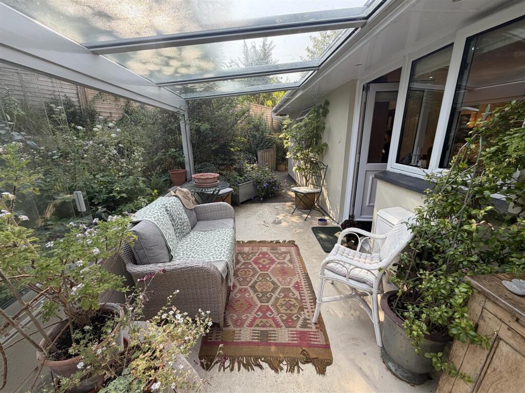 House in Plymouth - View 3