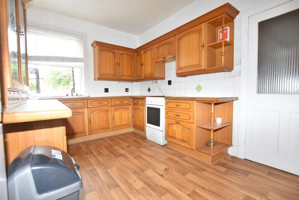 Apartment in Nottingham, Carrington - View 2