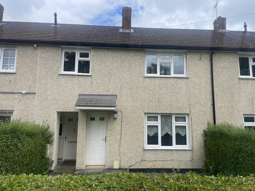 3-bed house on 25 Manor Road, Dawley, Telford, Shropshire TF4 3EA, £60,000