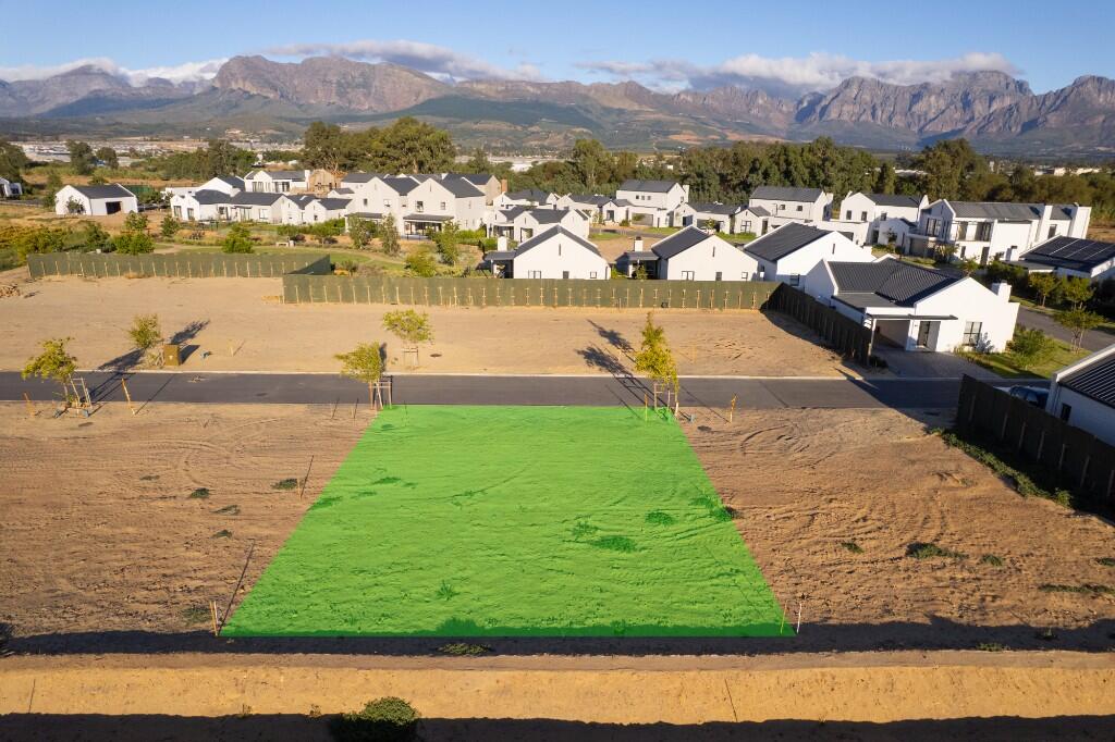 Main image of property: Paarl, Western Cape
